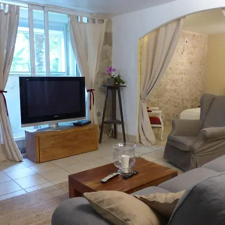Maryluna Apartman *